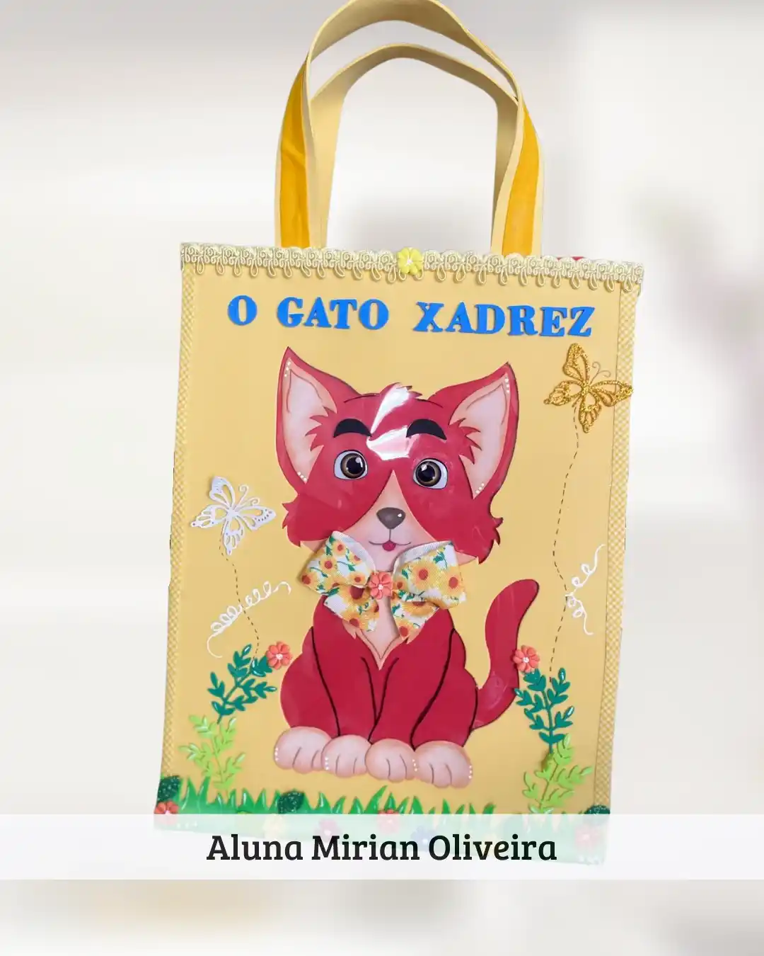 Produção em EVA de aluna EAS — item decorativo
